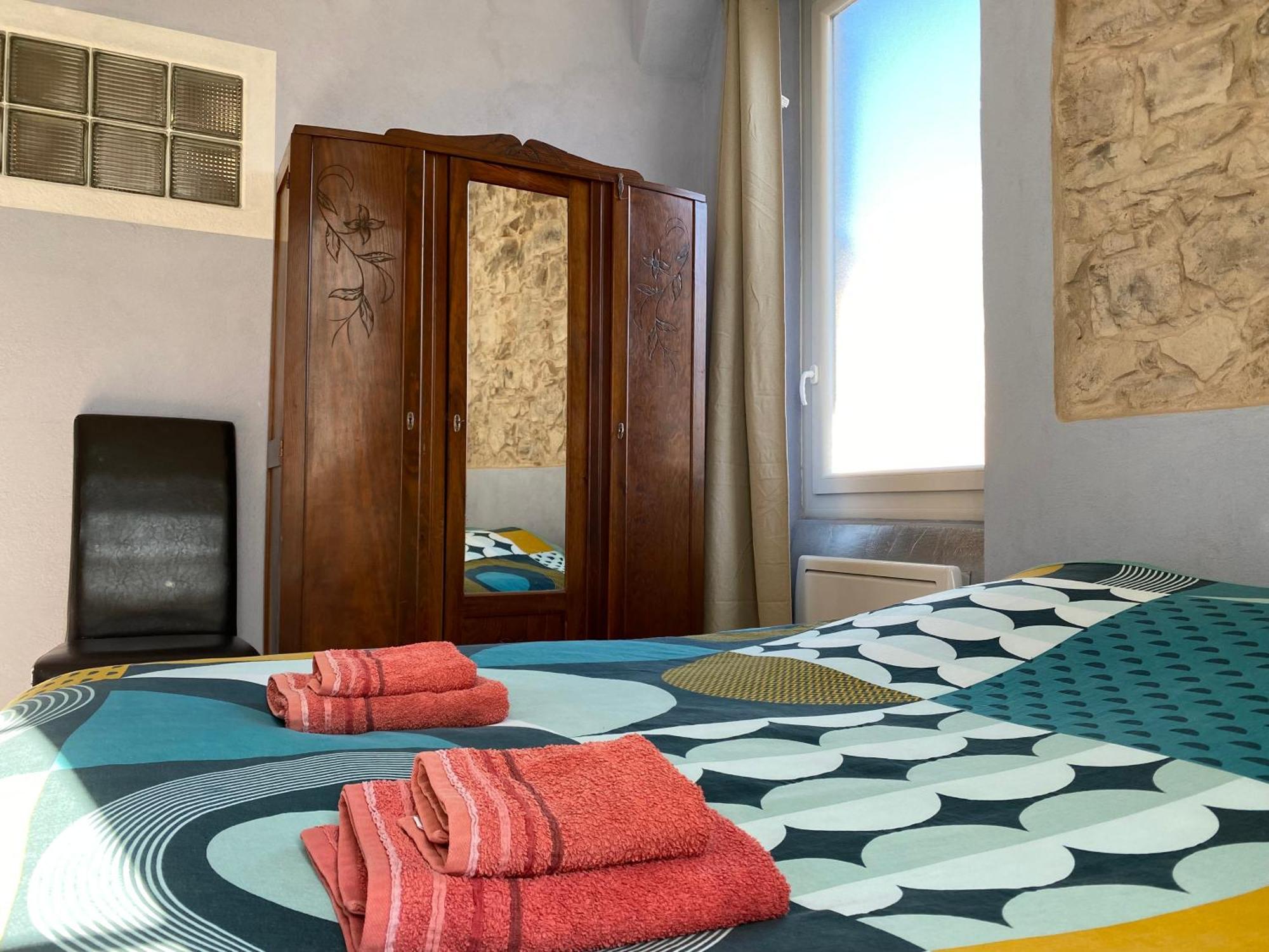 Residence Verdi - Appartements Meubles En Centre Ville Bédarieux Eksteriør billede