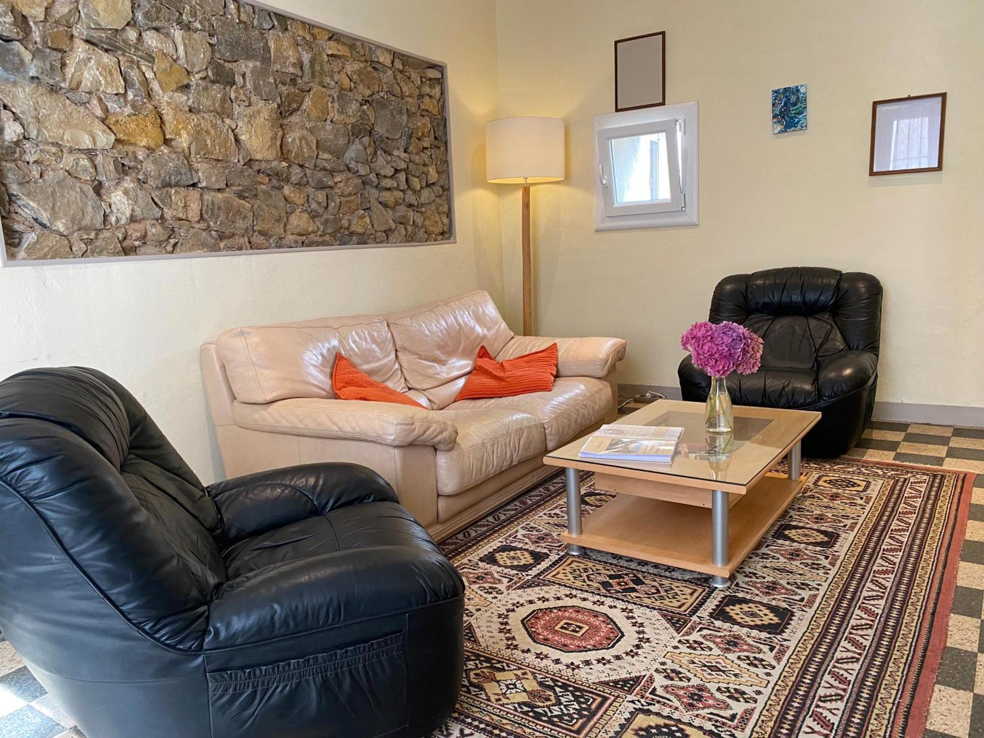 Residence Verdi - Appartements Meubles En Centre Ville Bédarieux Eksteriør billede