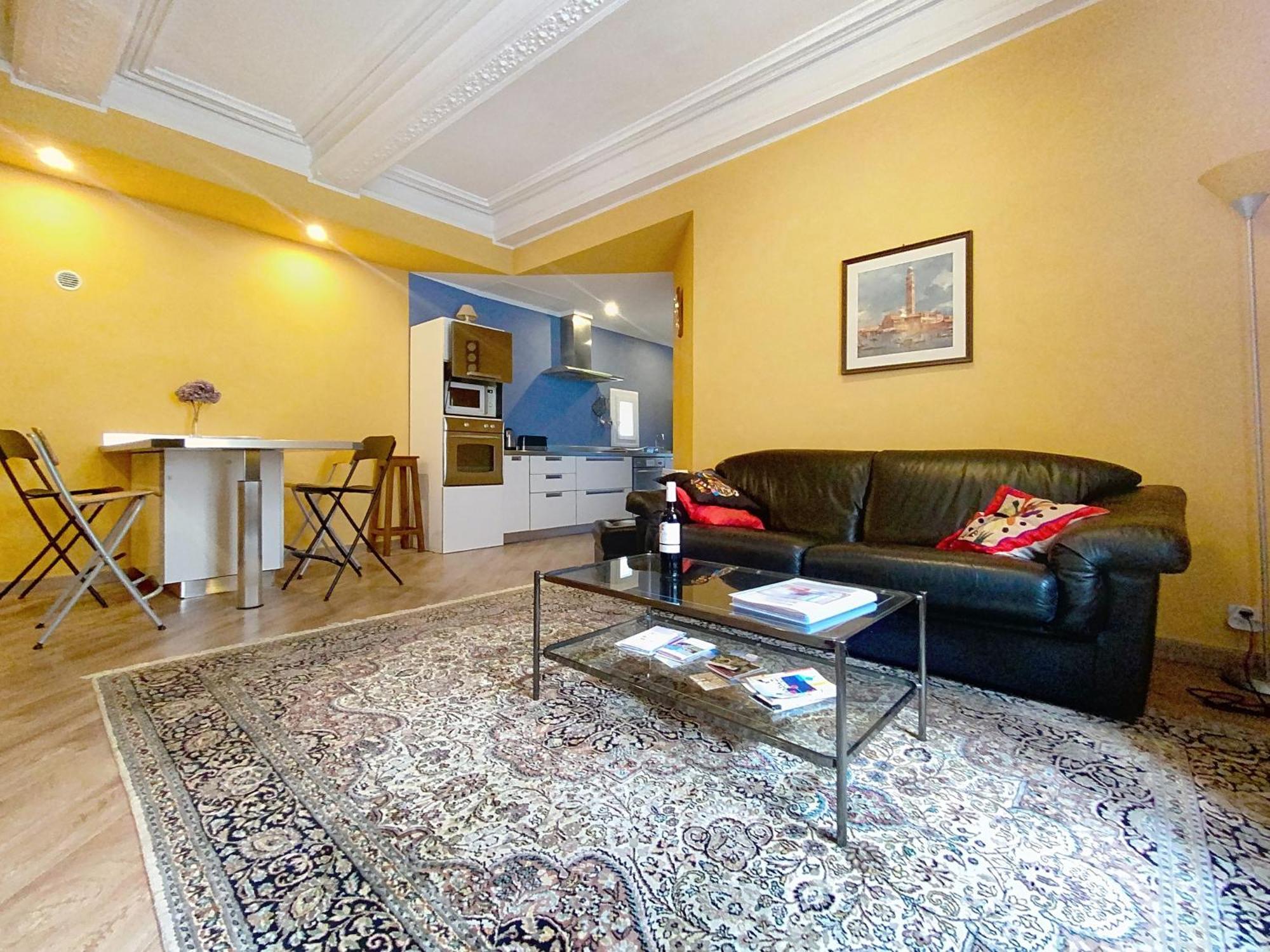 Residence Verdi - Appartements Meubles En Centre Ville Bédarieux Eksteriør billede