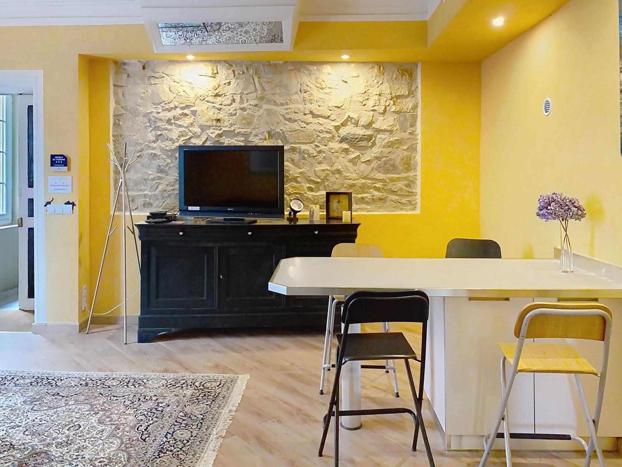 Residence Verdi - Appartements Meubles En Centre Ville Bédarieux Eksteriør billede