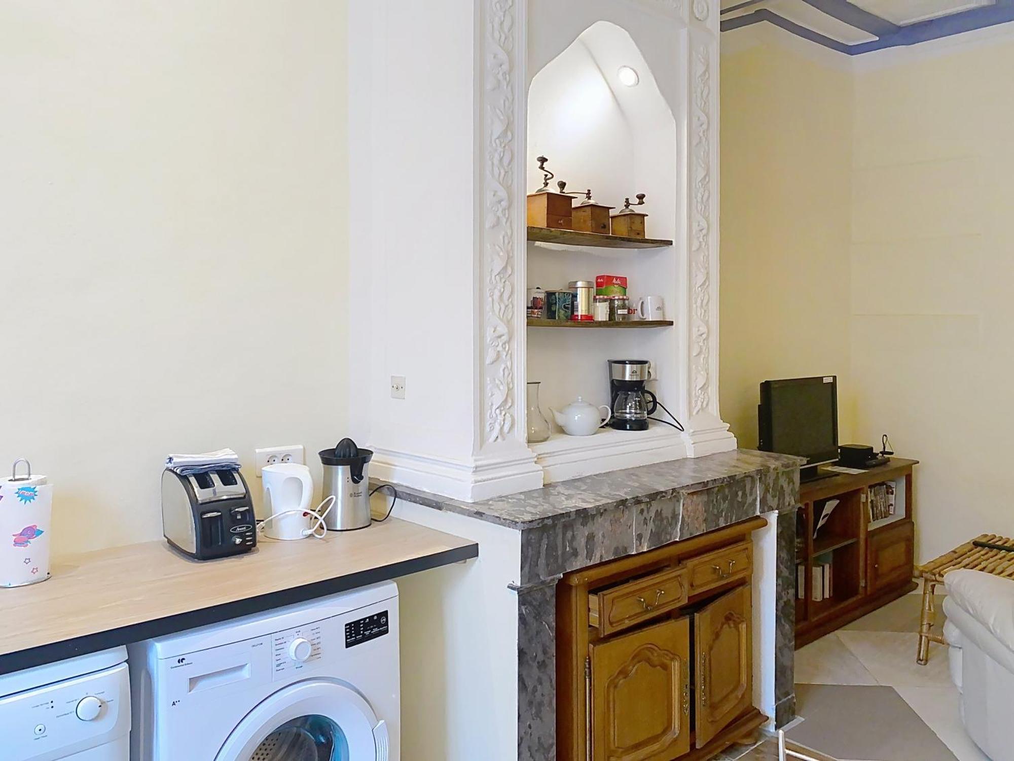 Residence Verdi - Appartements Meubles En Centre Ville Bédarieux Eksteriør billede