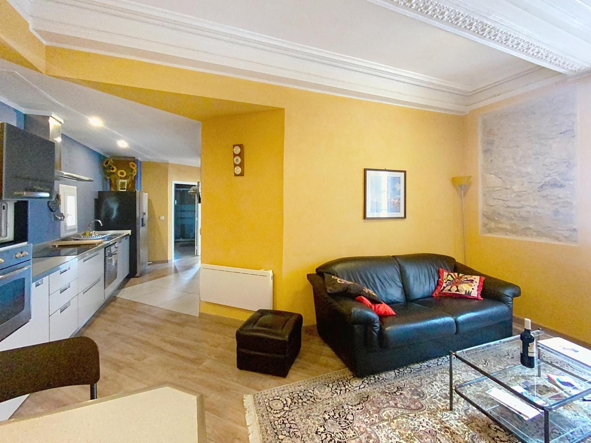 Residence Verdi - Appartements Meubles En Centre Ville Bédarieux Eksteriør billede